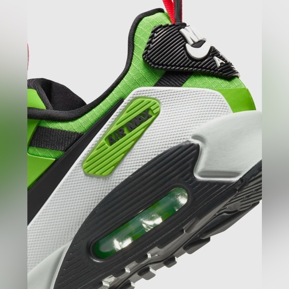 NWT Nike Air Max 90 Drift Action Green youth size 5.5 - Picture 3 of 9